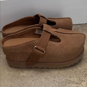 Ugg Goldenstar Hi T-Strap Suede Platform Mary Jane Slip On Clogs